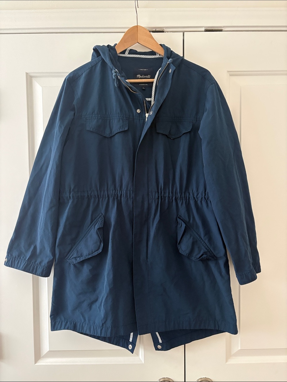 Women’s Madewell Hooded Fielder Anorak Jacket in Navy Blue
